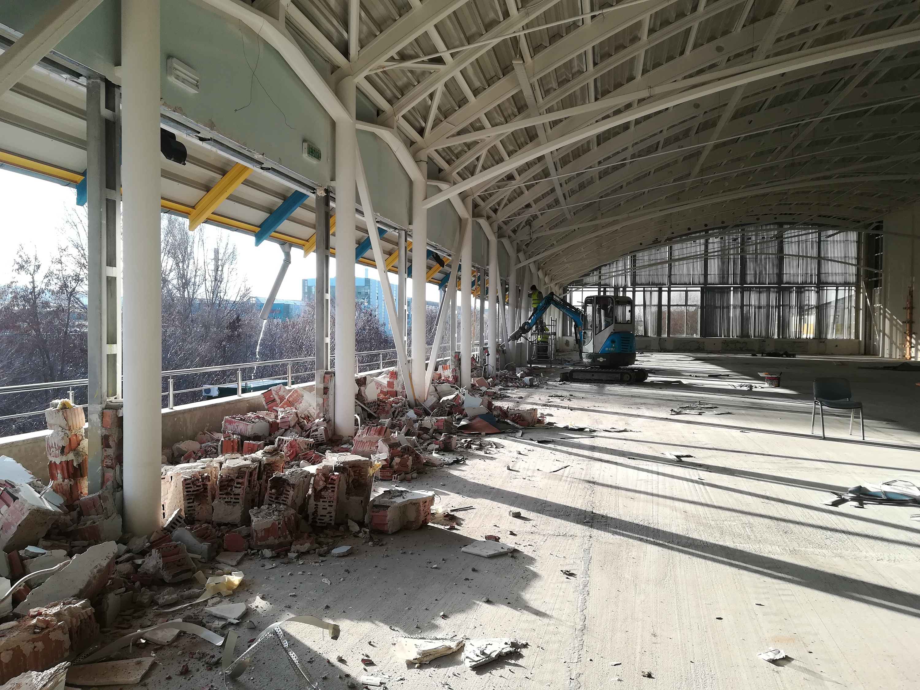 Intru devenire - Stefania Lupan